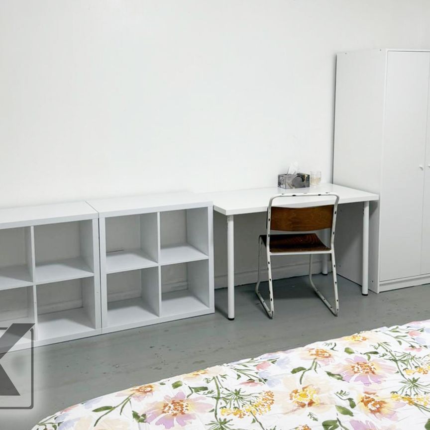 Mooroolbark - Photo 1