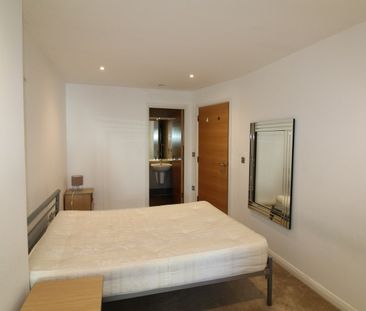 208/1 Brewery Wharf, LS10 - Photo 3