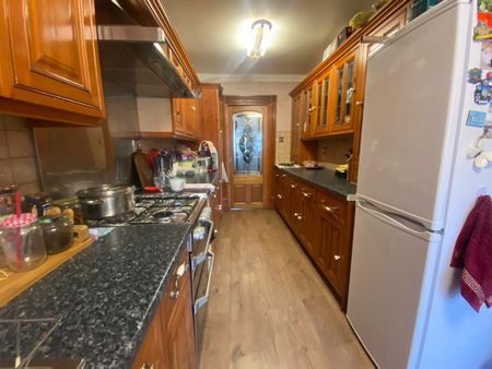 4 bedroom terraced house to rent - Photo 4