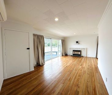 Renovated 3-Bedroom Home in Dinsdale – $630/Week - Photo 1