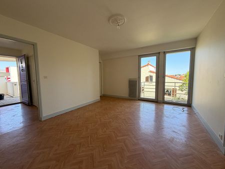 Location Appartement 2 pièces 47m² - Photo 3
