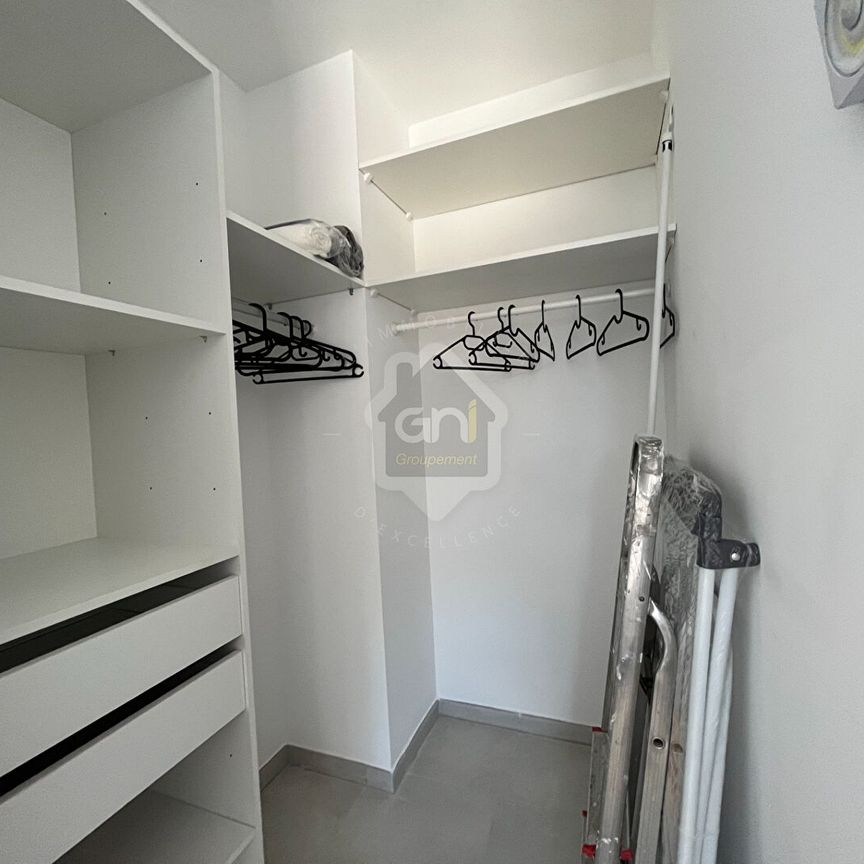BEAU T3 MEUBLÉ, - Photo 1