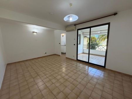 Location Appartement 30m² 1 pièce Fort de france - Photo 2