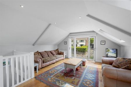 2 bedroom detached house to rent - Photo 2