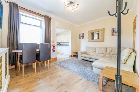 1 Diamond Street - Photo 2