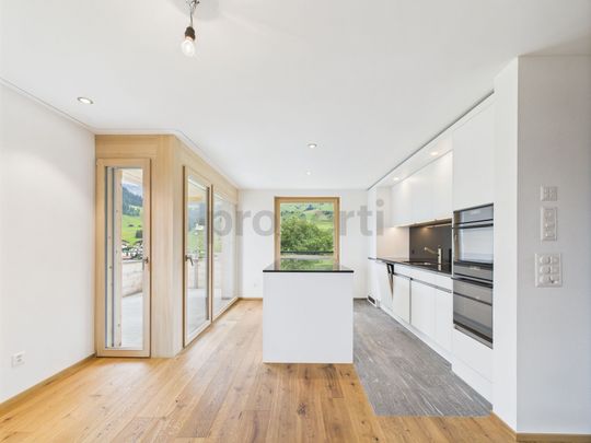 Beautiful 4.5-room apartment with breathtaking views in Breil/Brigels, canton GR - Photo 1