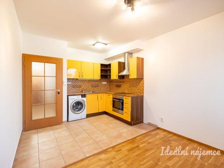 Pronájem bytuRenting an apartment 3+kk, 64 m2 - Photo 3