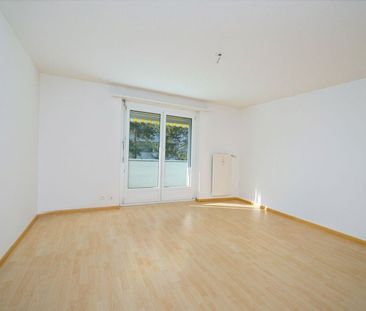 Sunny 3-room apartment in Pratteln ideal for couples & singles - Foto 2