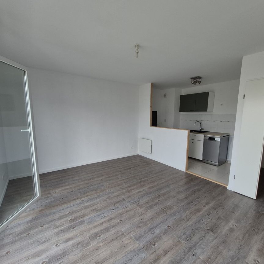 Location Appartement 3 pièces 55m² FACHES THUMESNIL 59155 - Photo 1