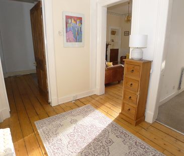 Property to let in Dundee - Photo 2
