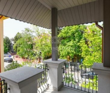 Beautiful Individual Villa with Five En-Suite Bedrooms, Cotroceni - Photo 5