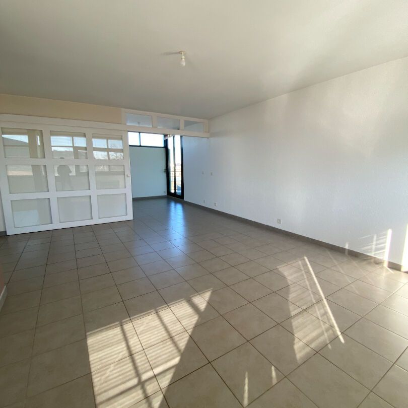 Location Appartement 2 pièces 59m² - Photo 1