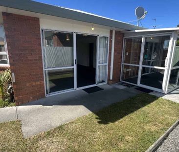 2 Bedroom Home - Photo 2