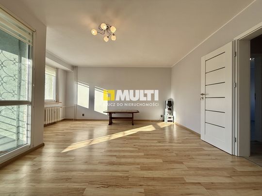 3 pokoje z balkonem - Zdjęcie 1