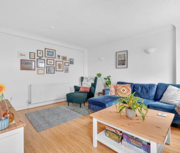 Price £2,850 pcm - Available 08/05/2026 - Unfurnished - Photo 1