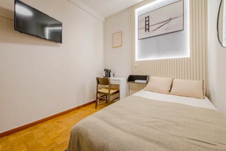 Calle de Lérida, Madrid, Community of Madrid 28020 - Photo 3