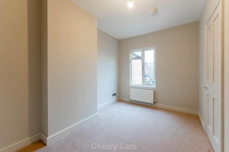 3 bedroom terraced house to rent - Photo 5