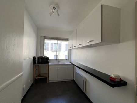 Location Appartement 2 pièces 47m² POITIERS 86000 - Photo 3