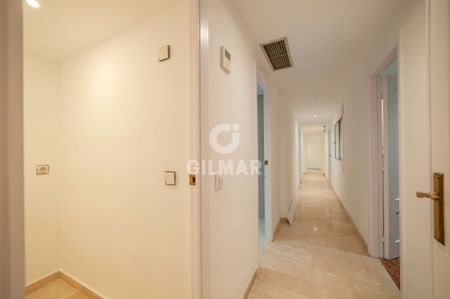 Piso en alquiler en Triana (Sevilla) – Sevilla | Gilmar Consulting - Photo 2