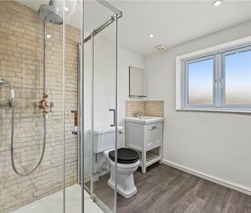3 bedroom apartment to rent - Photo 2