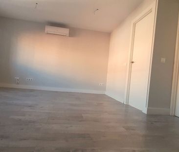 Apartamento de alquiler en Avenida Europa - Photo 3