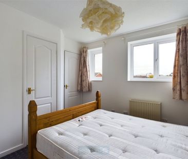 Heron Drive, Lenton, Nottingham, Nottinghamshire, NG7 - Photo 4