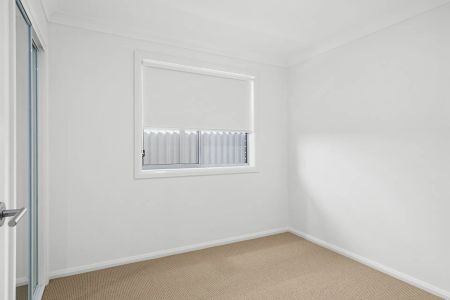 39A Howard Street, - Photo 2