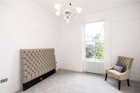 A bright and contemporary apartment to rent positioned on the raised ground floor of a period conversion. - Photo 3