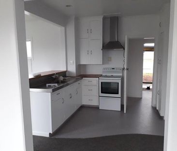 PAPAMOA BEACH ROAD - Photo 2