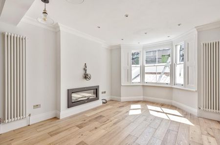 2 bedroom flat to rent - Photo 4