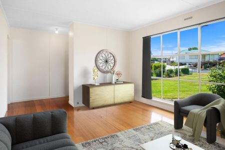 Comfortable 2-Bed Home in Chigwell - Photo 5