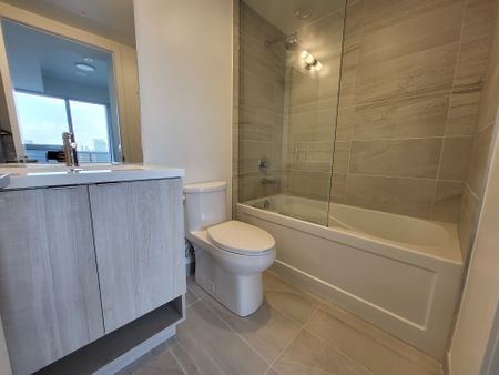 For Lease - 138 Downes Street Unit# 3702, Toronto, Ontario - Photo 4