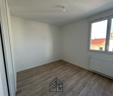 Location Appartement 4 pièces 72m² ROANNE 42300 - Photo 4