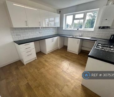 3 bedroom maisonette to rent - Photo 5