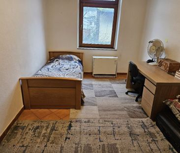 Denkmalgeschützte Altbauwohnung mit ca. 90 m² Wohnfläche, 3 Zimmern... - Photo 1