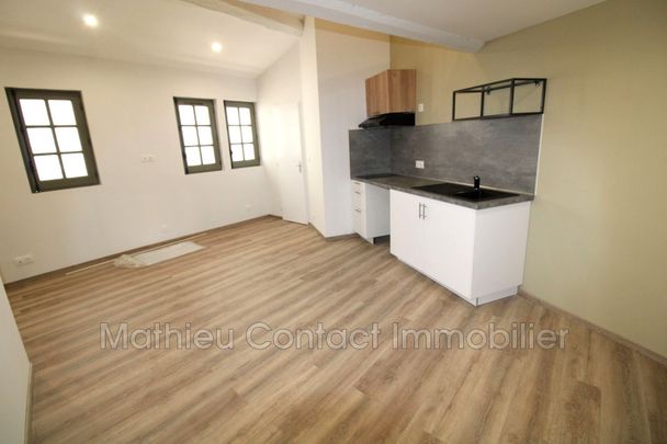 Ecusson, Location appartement 2 pièces 22 m² - Photo 1