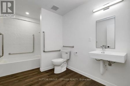 701 - 399 WINSTON AVENUE - Photo 4