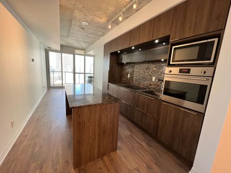 For Lease - 88 Blue Jays Way Unit# 2410, Toronto, Ontario - Photo 4