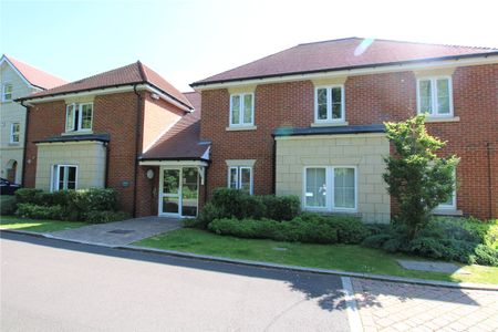 Reservoir Crescent, Reading, Berkshire, RG1 - Photo 4