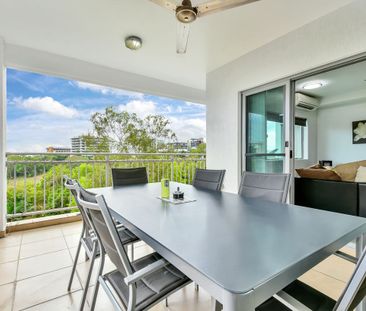 STUNNING APARTMENT IN THE HEART OF THE CBD! - Photo 4
