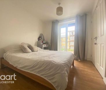 2 bedroom apartment to rent - Photo 4
