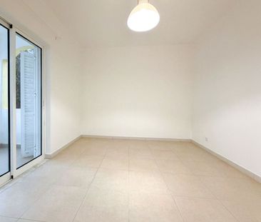 Apartamento T2 com garagem para arrendamento em Portimão! - Photo 6