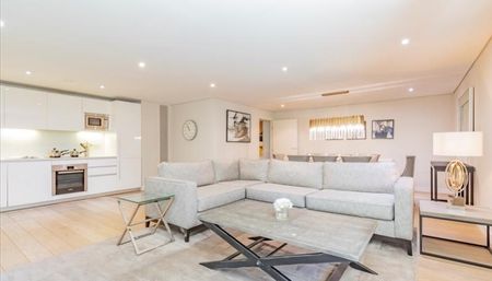 3 bedroom flat to rent - Photo 4