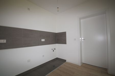 Frisch sanierte 2 Zimmer-Wohnung - Photo 2