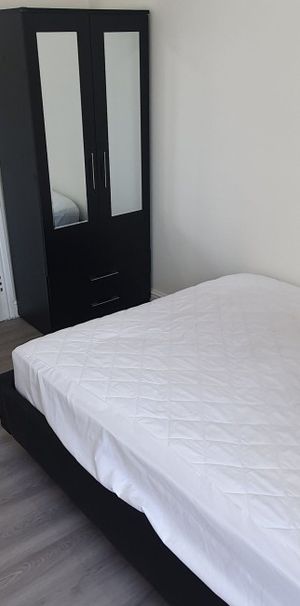 Flat 4, 95 Cathays Terrace, Cathays, Cardiff, CF24 4HT - Photo 1