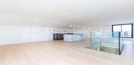 2 Bedroom, 2 bath, 1 reception Penthouse - Photo 4