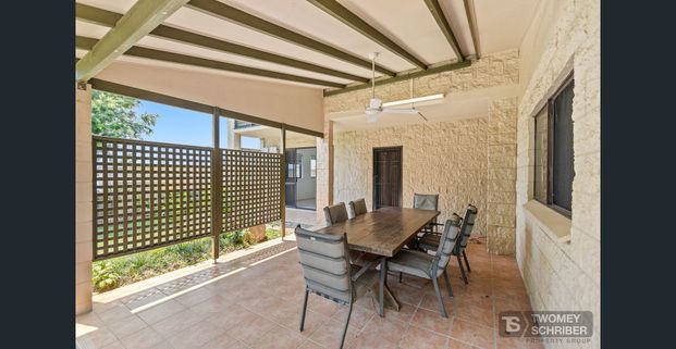 Wonderful Whitfield - Photo 1