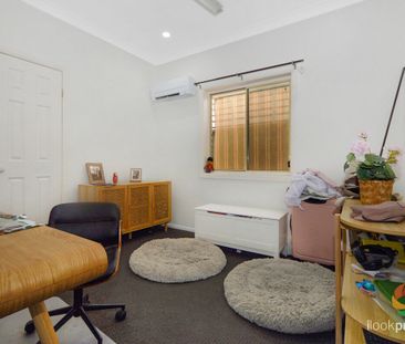 8 Mandarin Close, Forest Lake - Photo 4