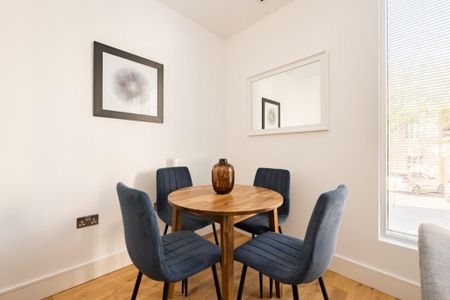 1 bedroom ground floor flat to rent - Photo 4