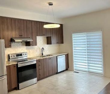 For Lease - 1196 Peelar Crescent, Innisfil, Ontario - Photo 1